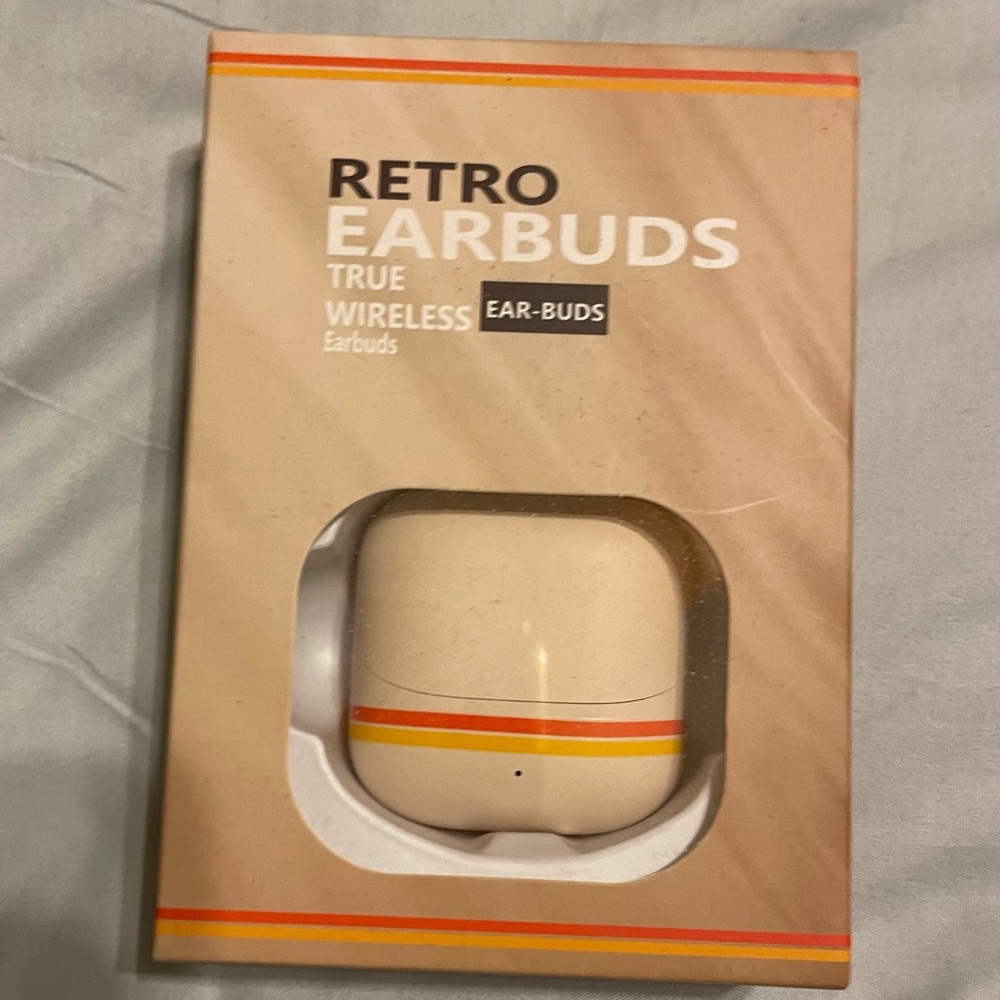 Etro Retro Wireless Earbuds - Cream and Orange